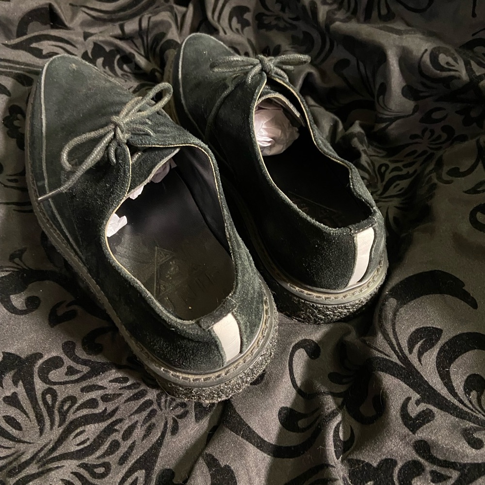 UNIF oxfords - Picture 2 of 3